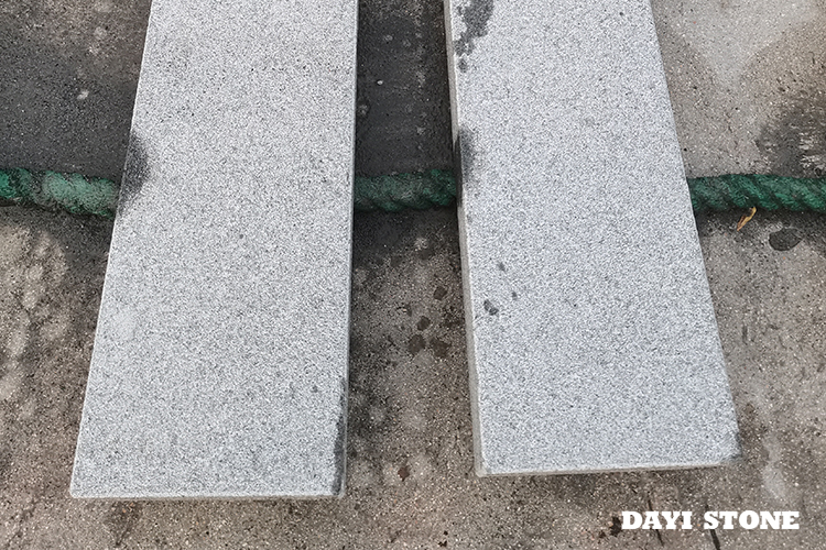 G654-5 Dark Grey Granite Natural Stone Kerbs All sides Flamed 100x20x8cm